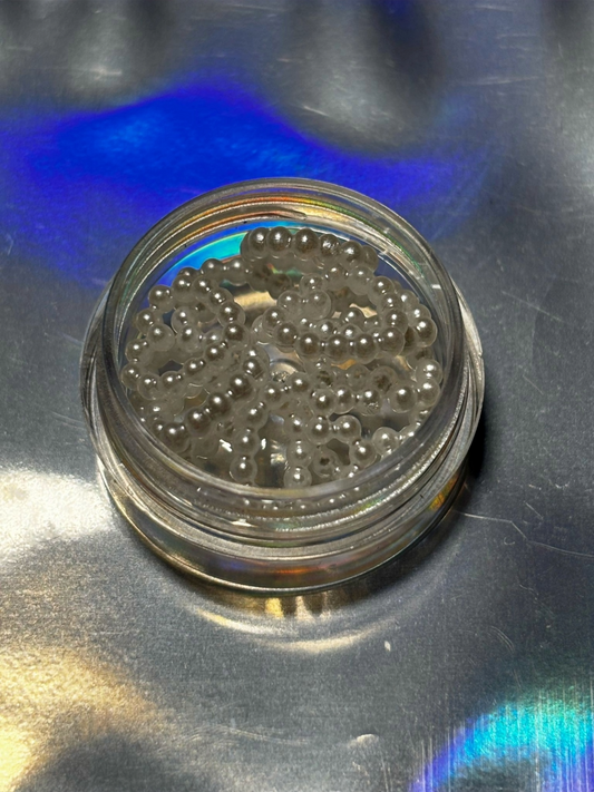 Strasuri Pour My White Heart